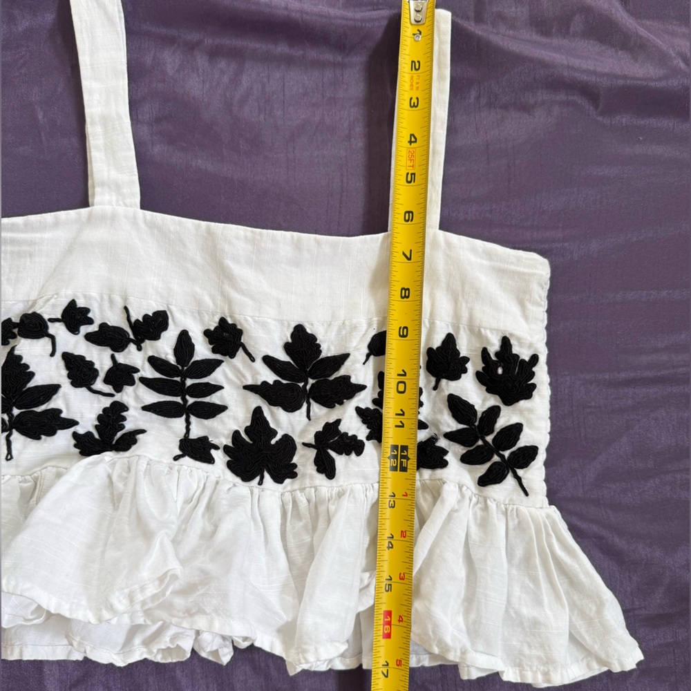 Carolina K linen blend leaf embroidered peplum cropped sleeveless top - Picture 7 of 7